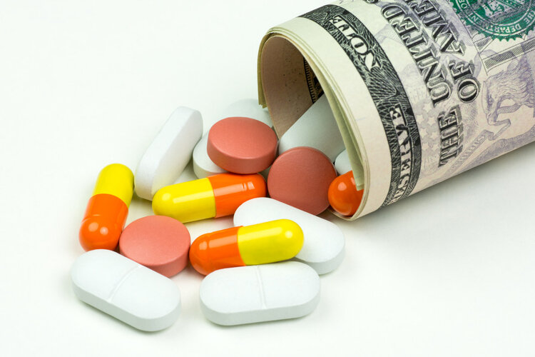 滥用抗生素比癌症还可怕！提醒：药盒上有这7个词，要慎用、慎买