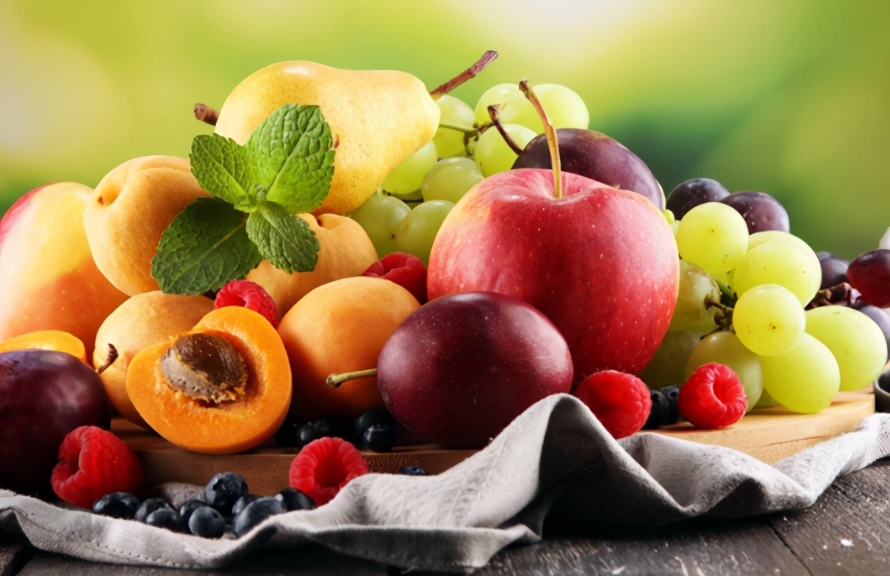 这3种水果是“降压好手”，高血压病人可以常吃，帮助你稳定血压