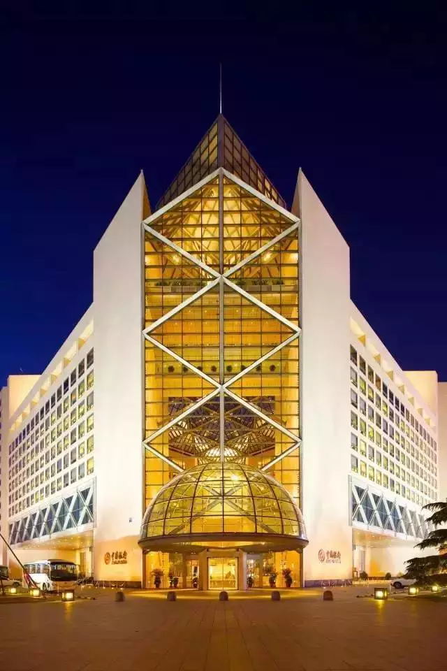 贝聿铭作品回顾，24个经典建筑作品，看尽现代主义大师的百年人生