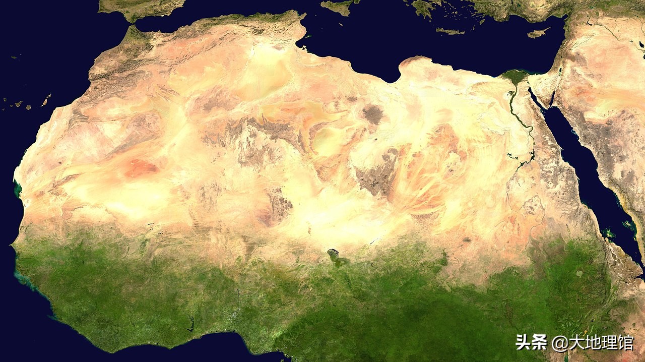 世界上最大的沙漠是哪个沙漠(世界最大沙漠：撒哈拉，不是死亡之海！)