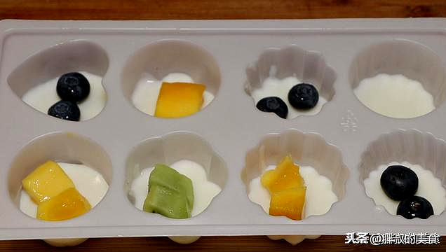 水果果冻的简单做法分享，学会了天天在家做给孩子吃