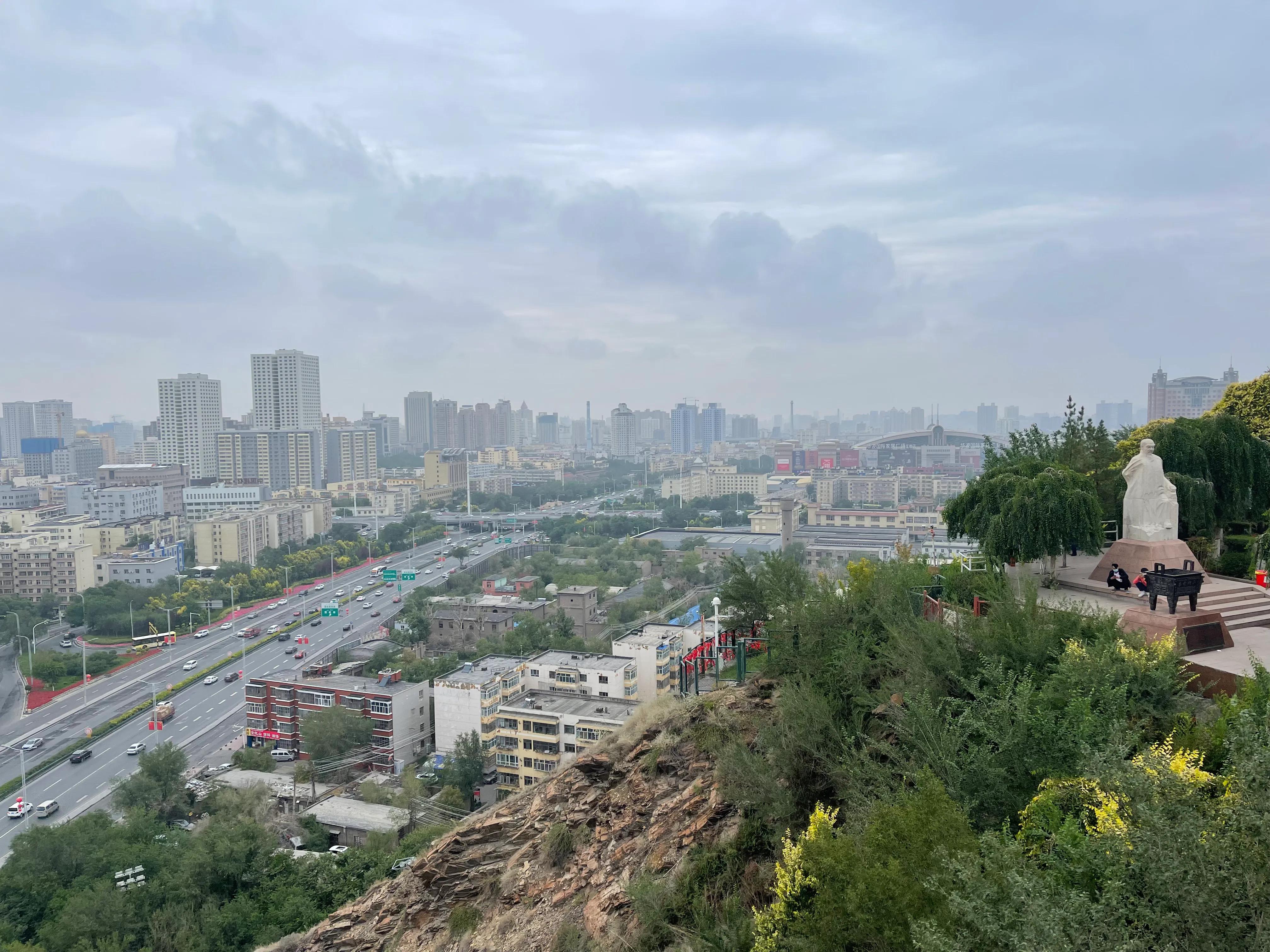 新疆自由行游记半个月行程推荐：乌市往返最好