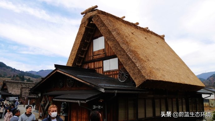 日本独具特色的民居--合掌屋