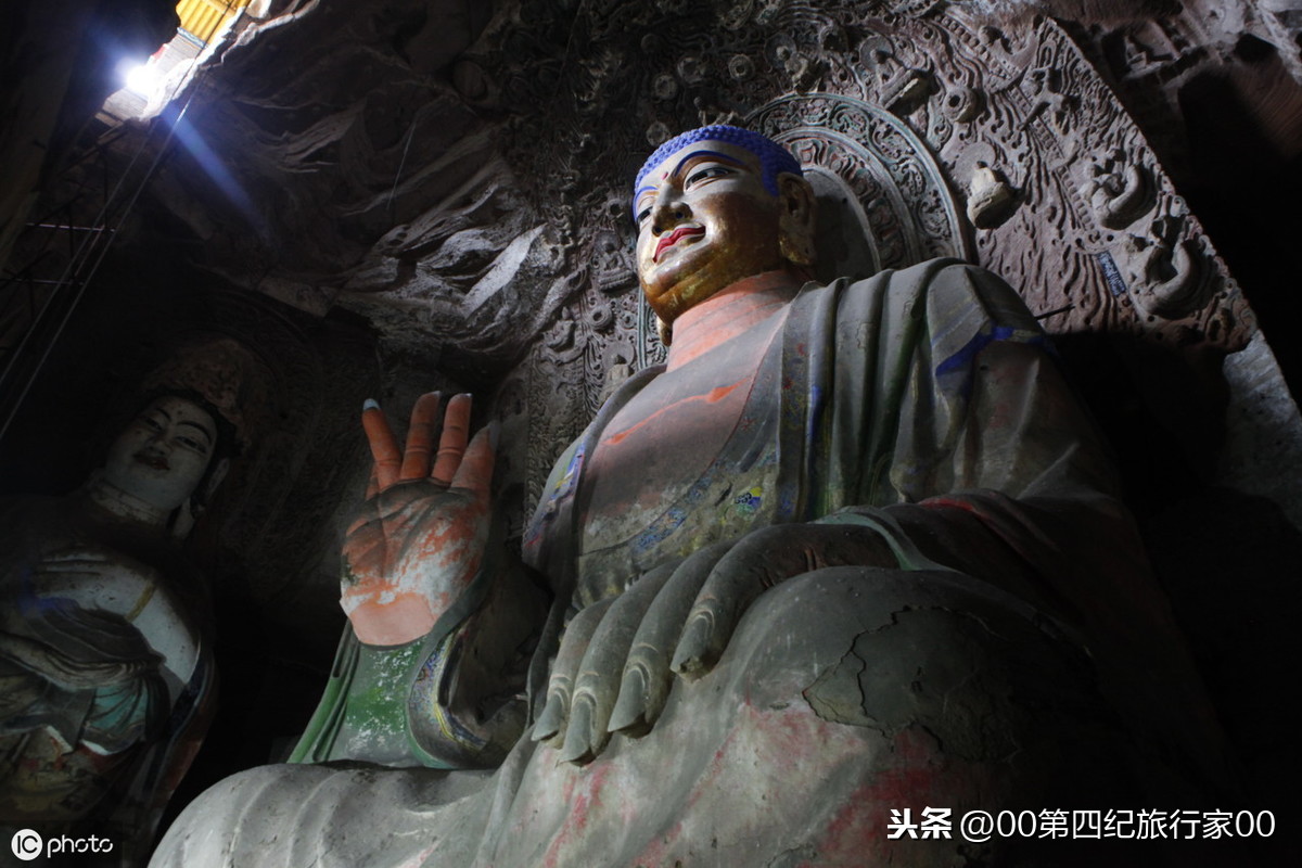 "邠州有个大佛寺，把天顶得咯吱吱"——彬县大佛寺石窟