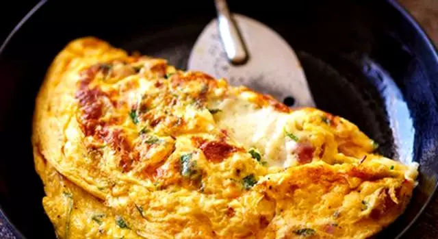 煎蛋如何做得更好吃？试试这个方法